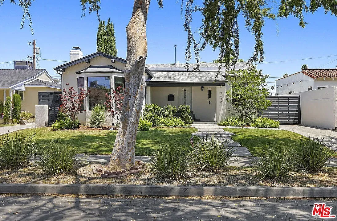 4 bed, 1721 sqft, $5,500 — Photo 1