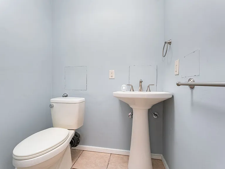 247 Buckley Dr — Photo 13