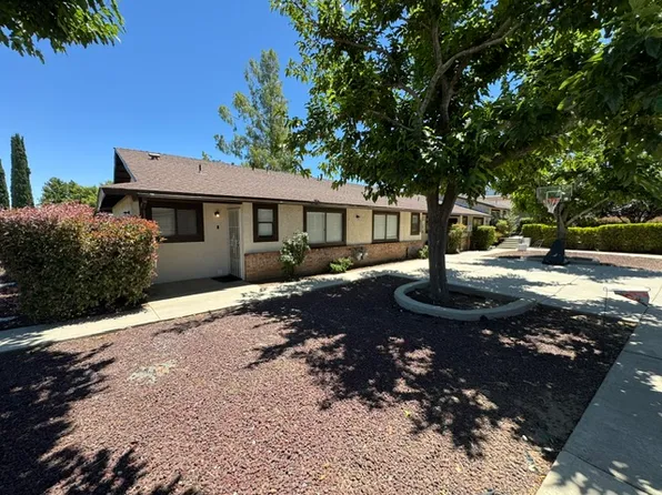 21063 Santa Barbara Dr APT C, Tehachapi, CA 93561