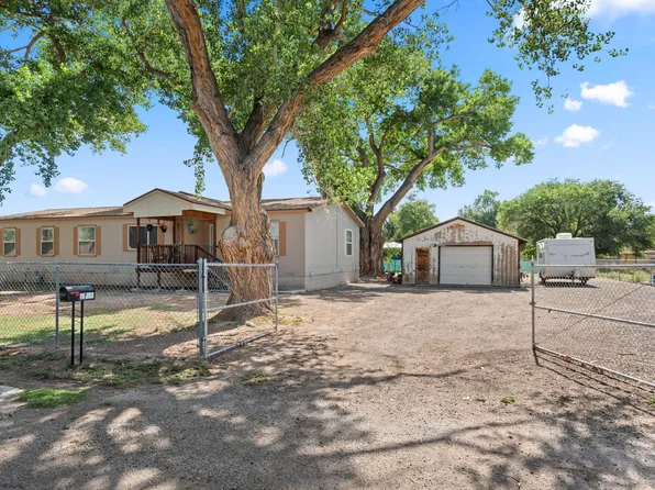 1710 Padilla Ln, Bosque Farms, NM 87068