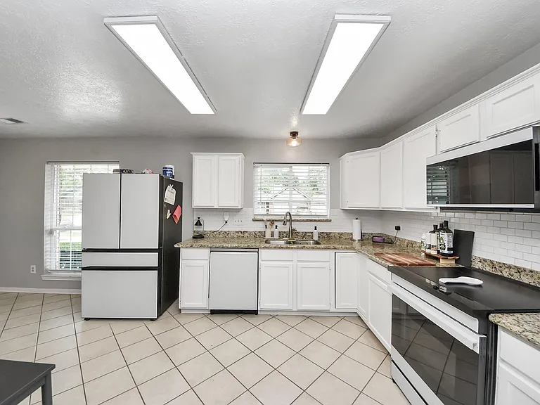 20923 Moor Lily Ct — Photo 26