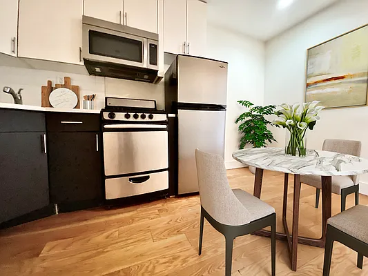 Rented by Voro NYC | media 15