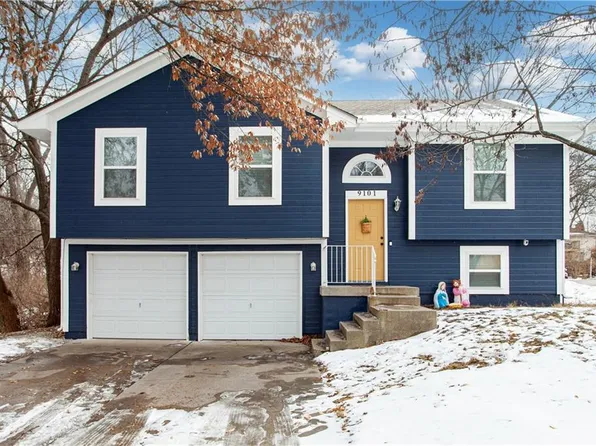 9101 E 55th St, Raytown, MO 64133