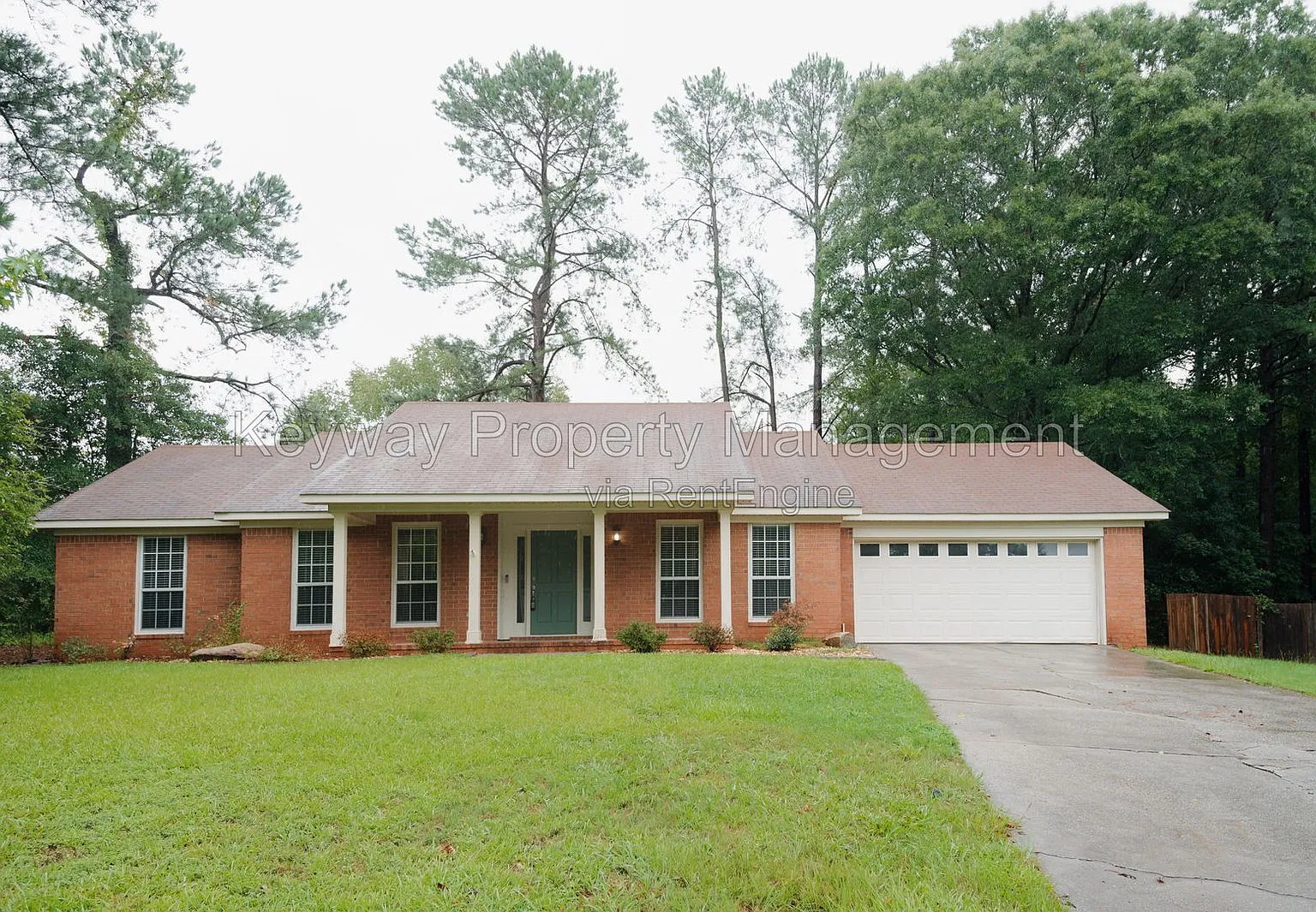 3 bed, 2.0 bath, 1872 sqft, $2,050 — Photo 1