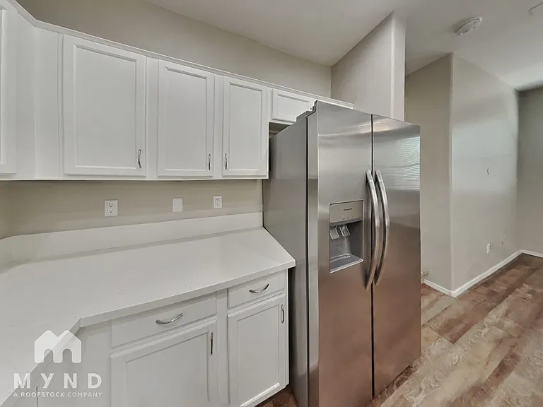 451 S Hawes Rd #12 — Photo 7