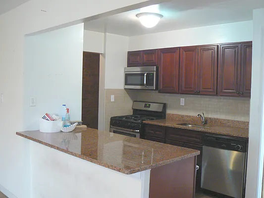 Rented by Limestone Realty Bklyn, LLC | media 2