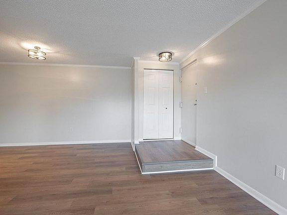 4th image of 1509 Regency Woods Rd APT 303
