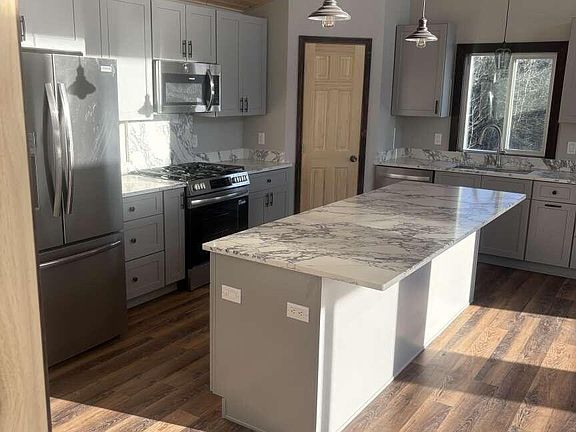 5th image of 34634 N Fork Rd