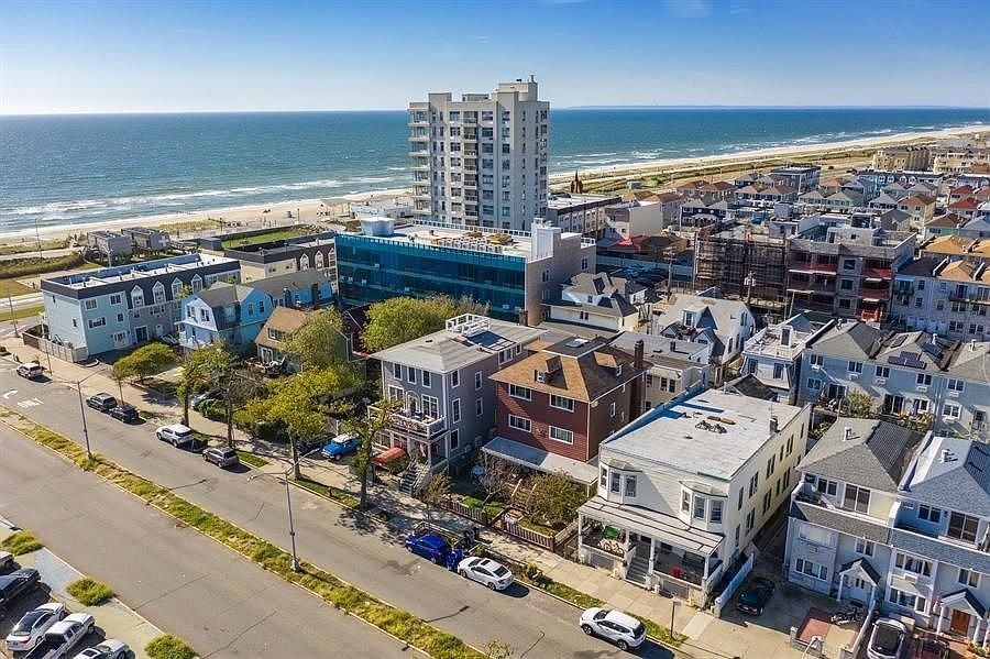 155 Beach 95 St 1 10 Far Rockaway Ny 11693 Zillow