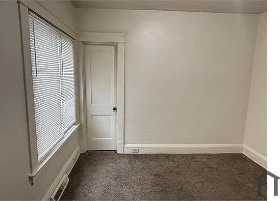 14111 Baldwin Ave #DOWN — Photo 3