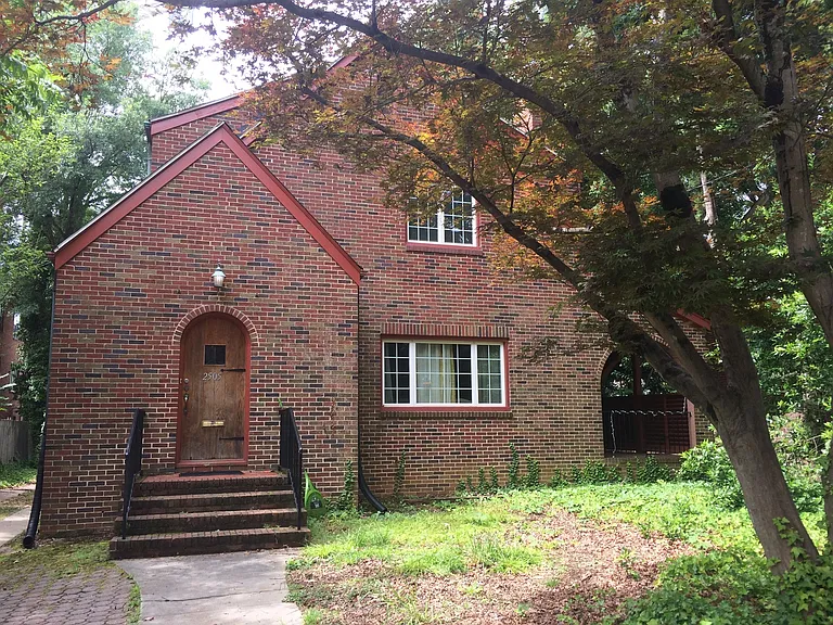 2505 Vanderbilt Ave — Photo 1