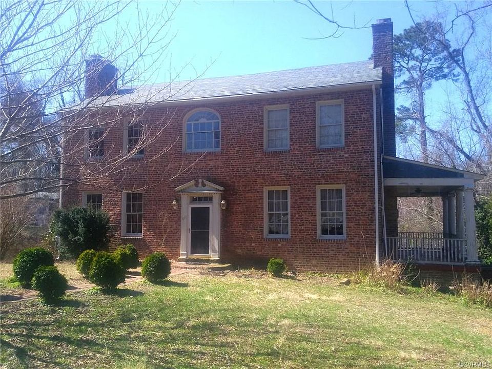 1st image of 620 Mansion Dr