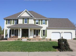 58 Wingfoot Dr, Hurricane, WV 25526