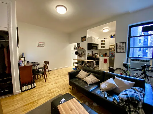 Rented by Compass | media 4