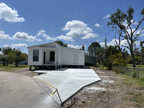 201 Rotterdam Ave, Ellenton, FL 34222