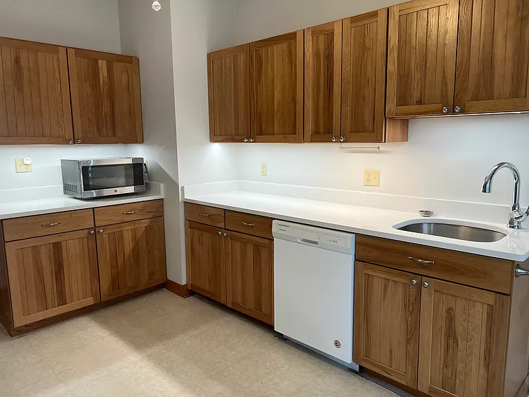 46 Pleasant St #1 — Photo 5