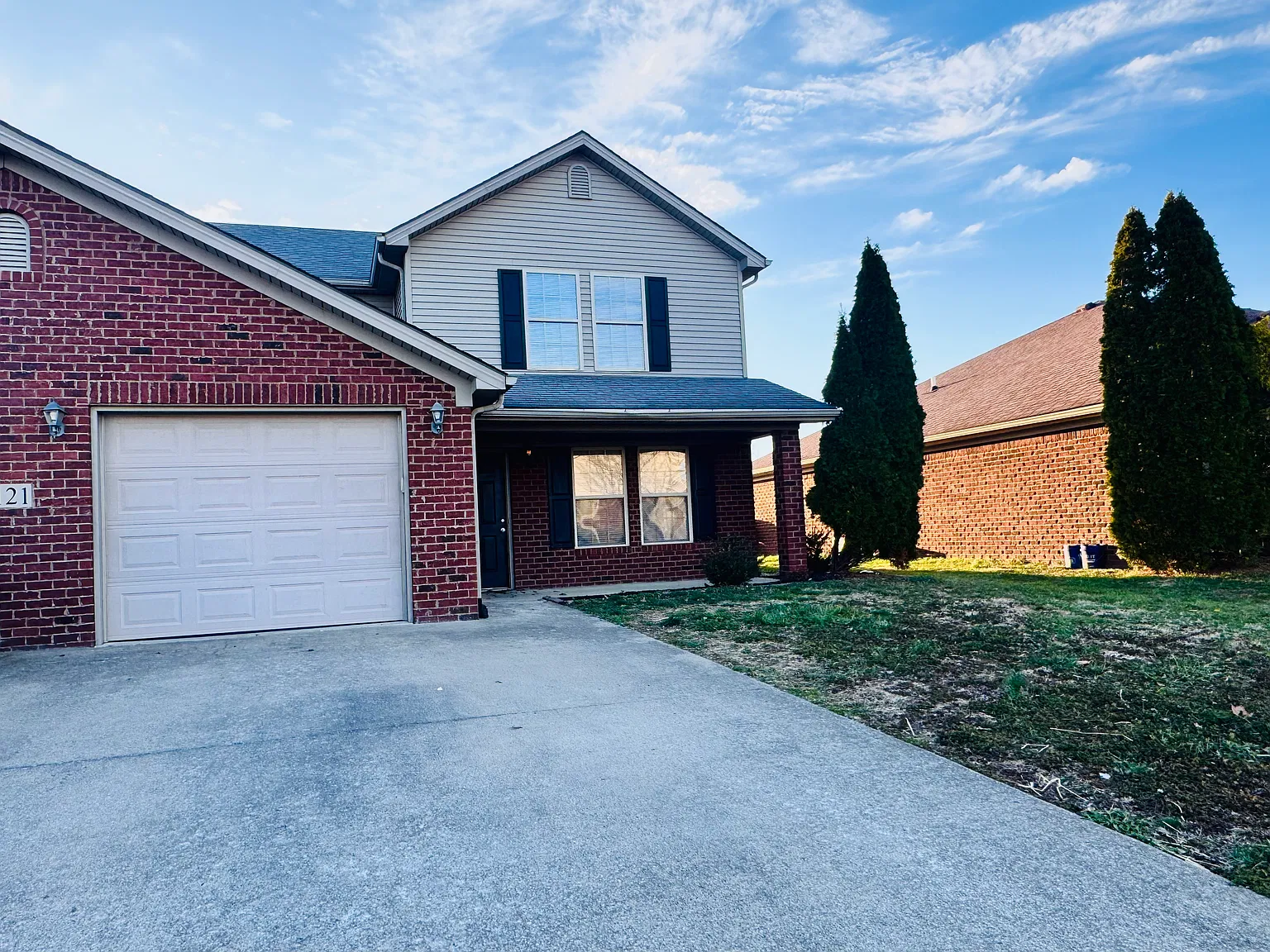 3 bed, 2.5 bath, 1785 sqft, $1,400 — Photo 1