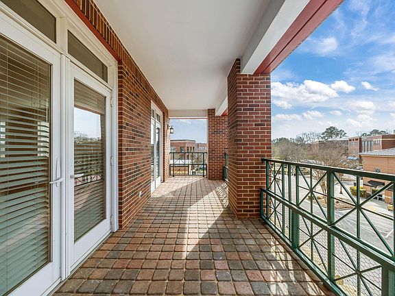 5th image of 634 Meadowmont Village Cir #634