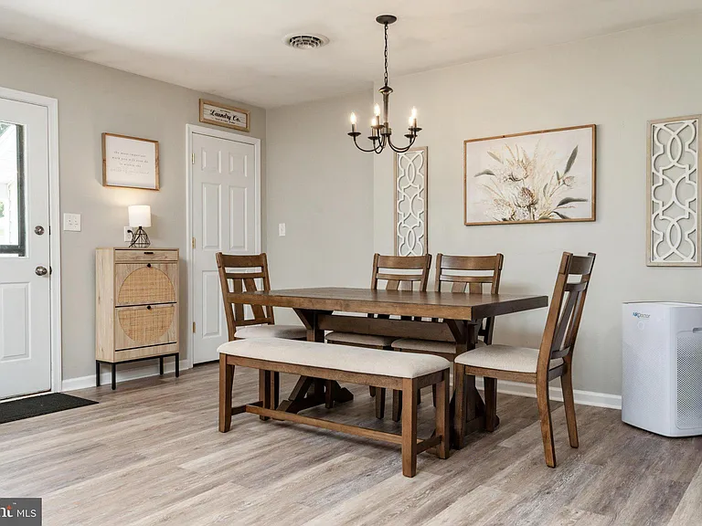 305 Merrick Corner Rd — Photo 18