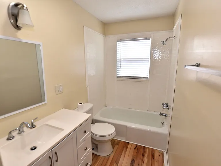 1581 Charter Dr — Photo 9
