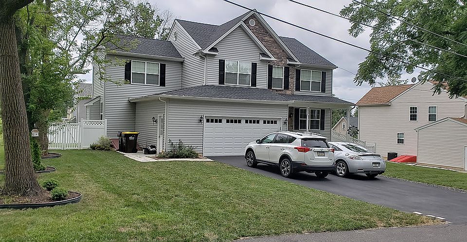 2nd image of 219 Milton Ave