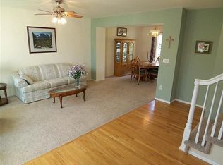 1427 Clemson Dr, Longmont, CO 80503