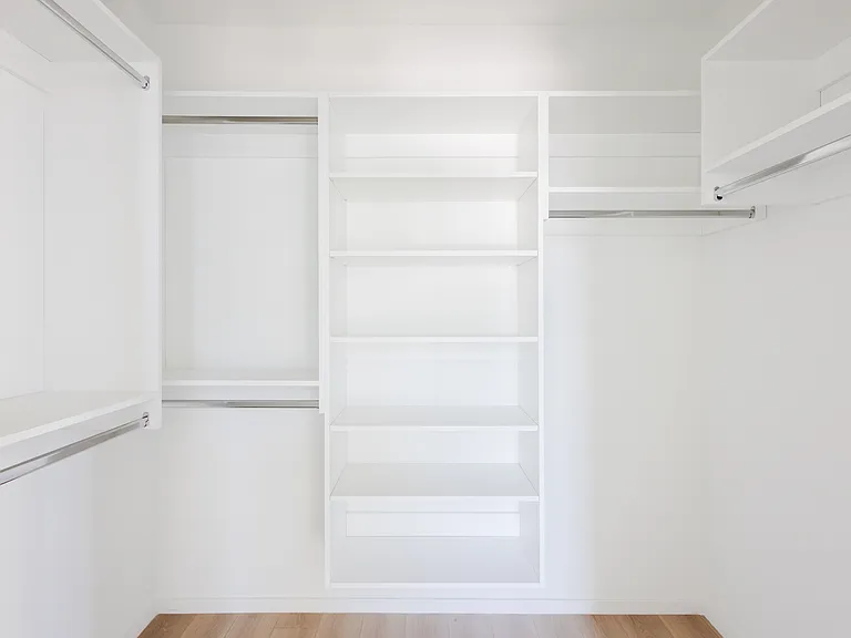 Closet Closet
