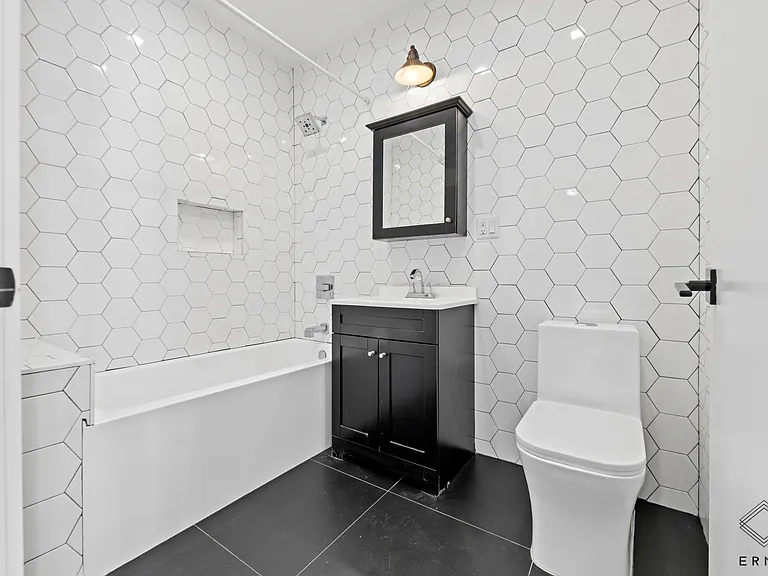 1096 Broadway #5B — Photo 14