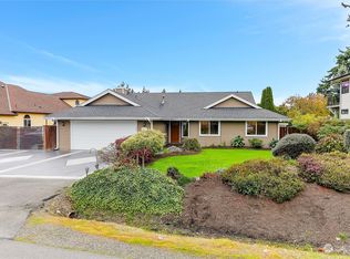 610 Possession View Ln, Mukilteo, WA 98275