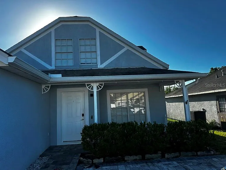 3252 Huntwicke Blvd — Photo 2