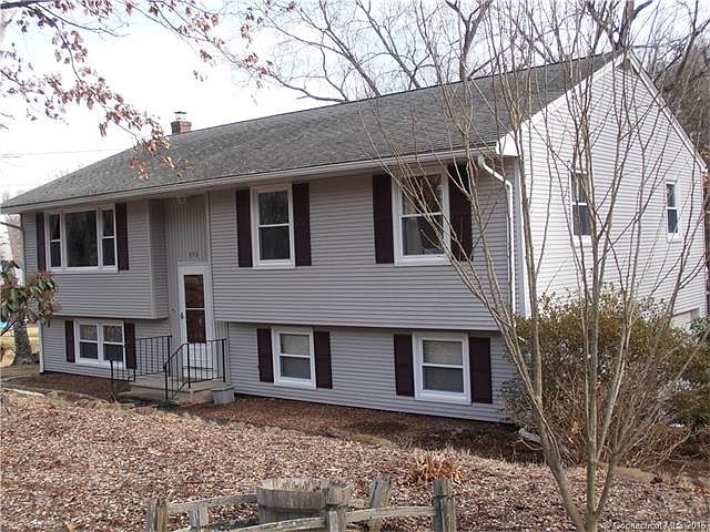 658 Foster Street, South Wi...