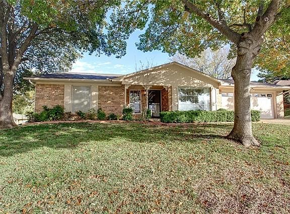 4th image of 3821 Misty Meadow Dr