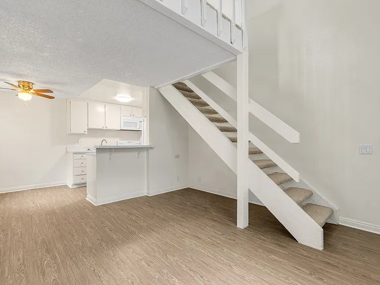 Park Place Apartments — Photo 33