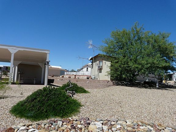 Lot 316 back lot line view