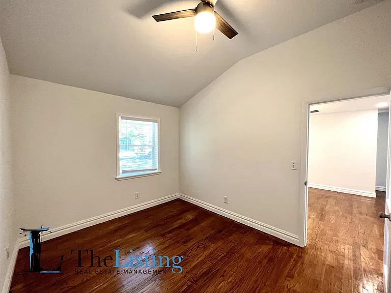 5905 N Tampa St — Photo 6