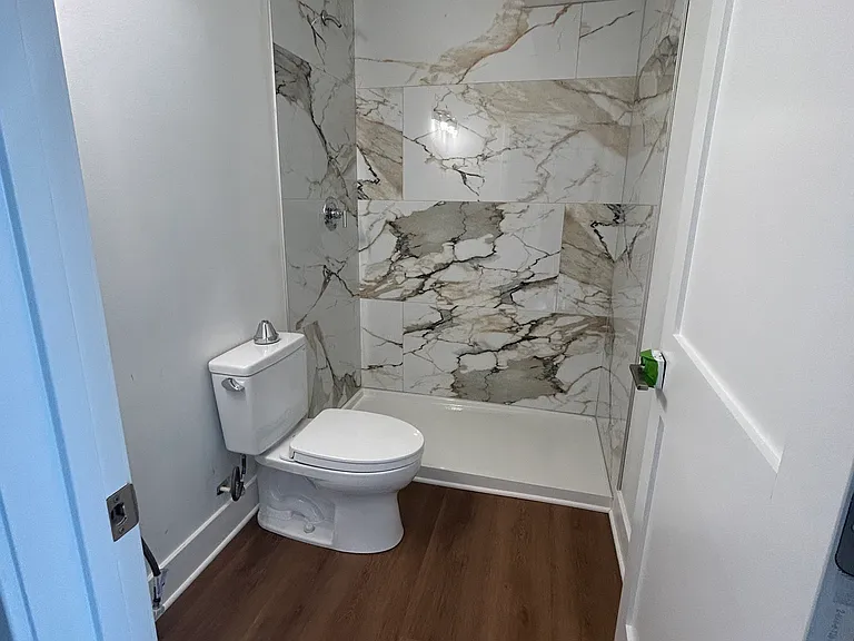 1300 Gough St #1 — Photo 5