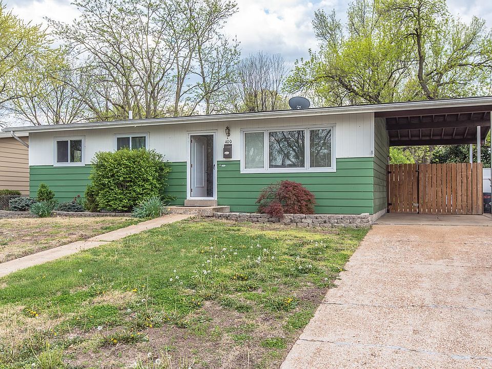 1st image of 400 Moule Dr