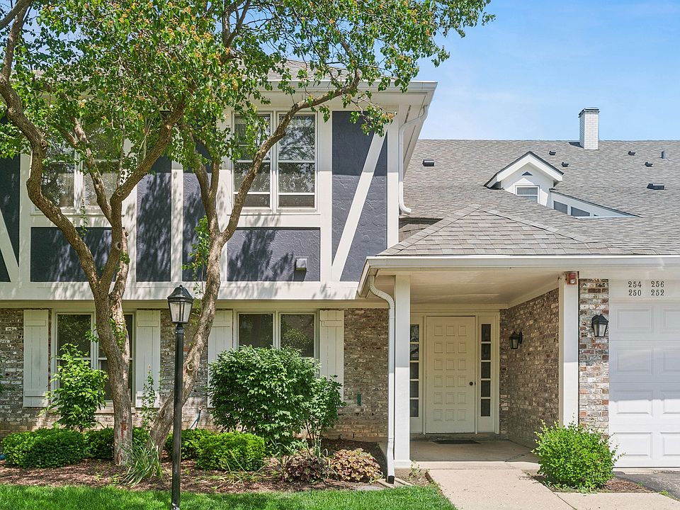 1st image of 256 Southwick Ct #256