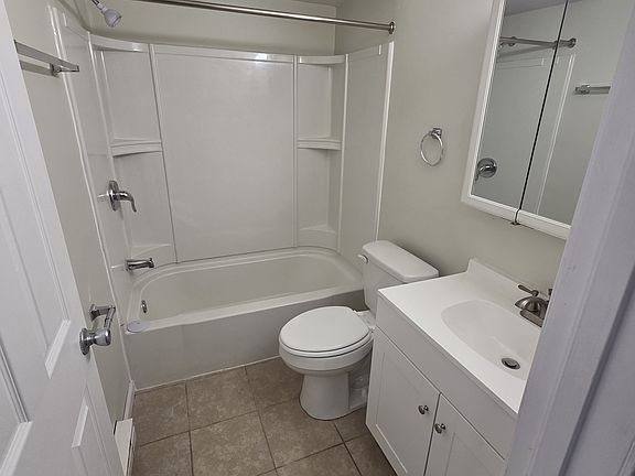 3rd image of 549 Cherry Stone Ct APT C