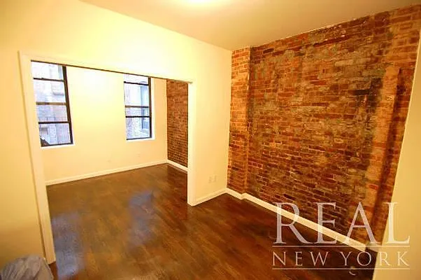 Rented by REAL New York | media 40