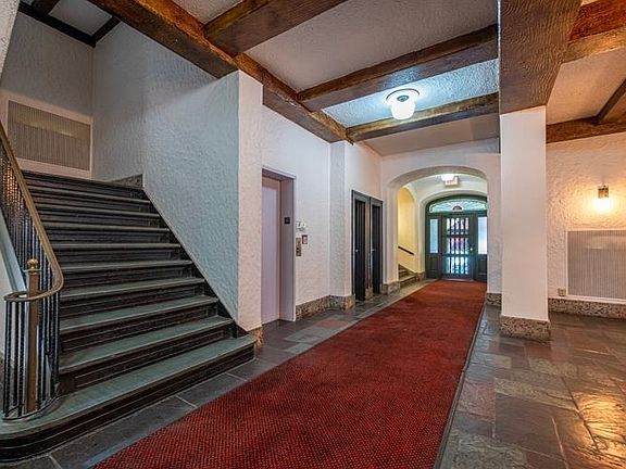2nd image of 56 Glenwood Ave APT 27