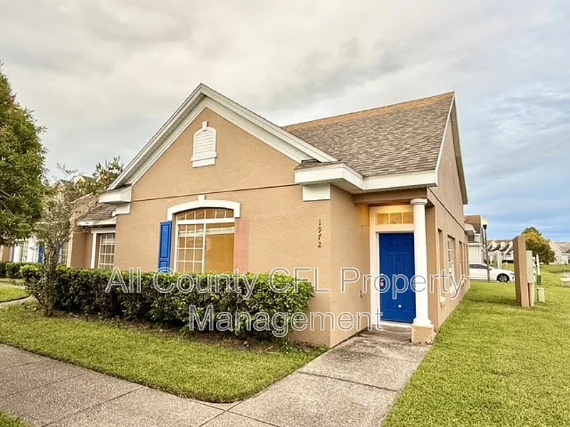 1972 Island Walk Dr