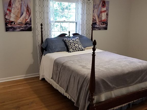 Original hardwood floors