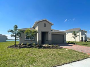 253 Spring Hill Lake Loop, Cape Coral, FL 33993
