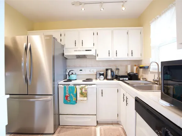 6670 Royal Palm Boulevard #308k, Margate, FL 33063