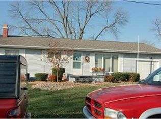 2810 Highland Ct, Muscatine, IA 52761