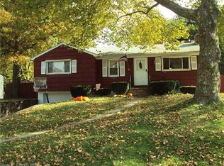 88 Old Stagecoach Rd, Meriden, CT 06450