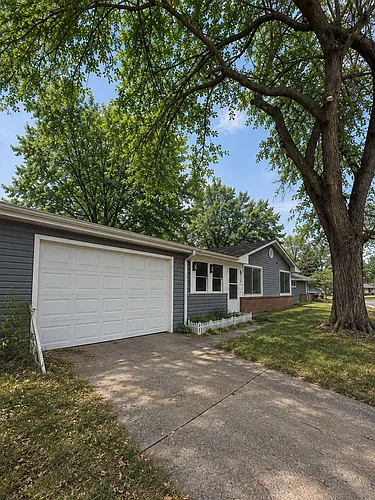 5300 W Hughes St Photo 1