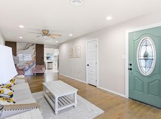 2125 Huntington Dr, Arlington, TX 76010