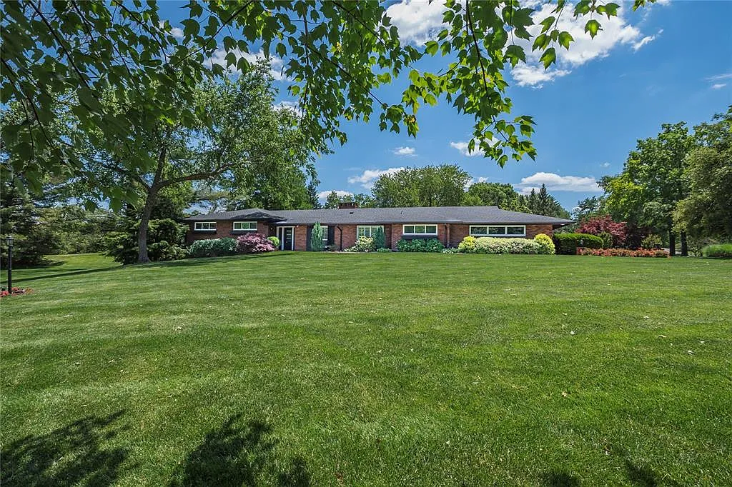 23 Vouga Ln photo 1